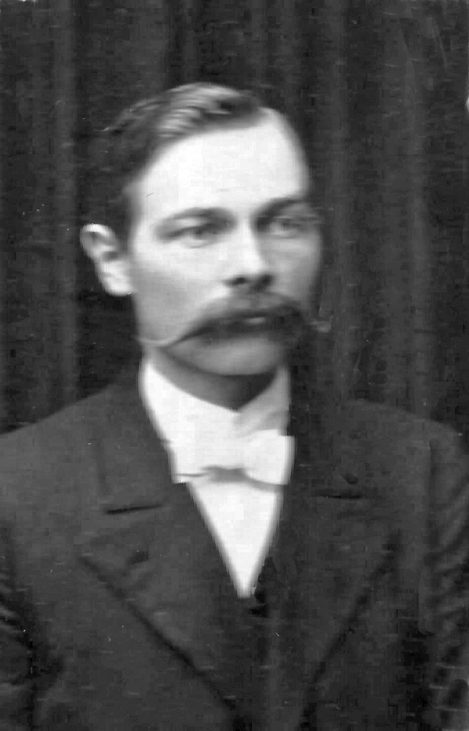 Carl Gustave Carlson (1877 - 1954) Profile