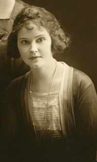 Doris Cook (1899 - 1970) Profile