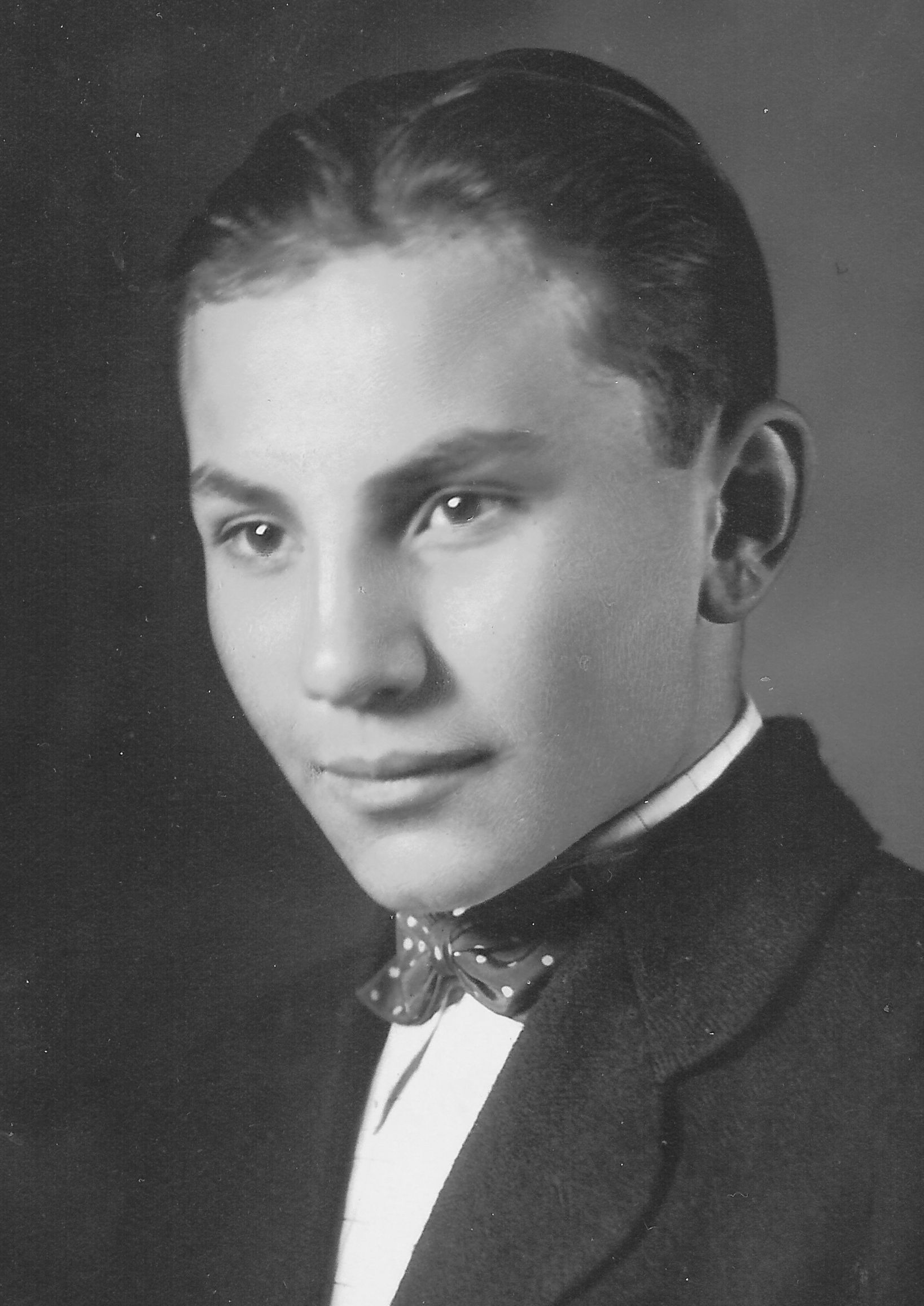 Duane Harold Callister (1913 - 1945) Profile