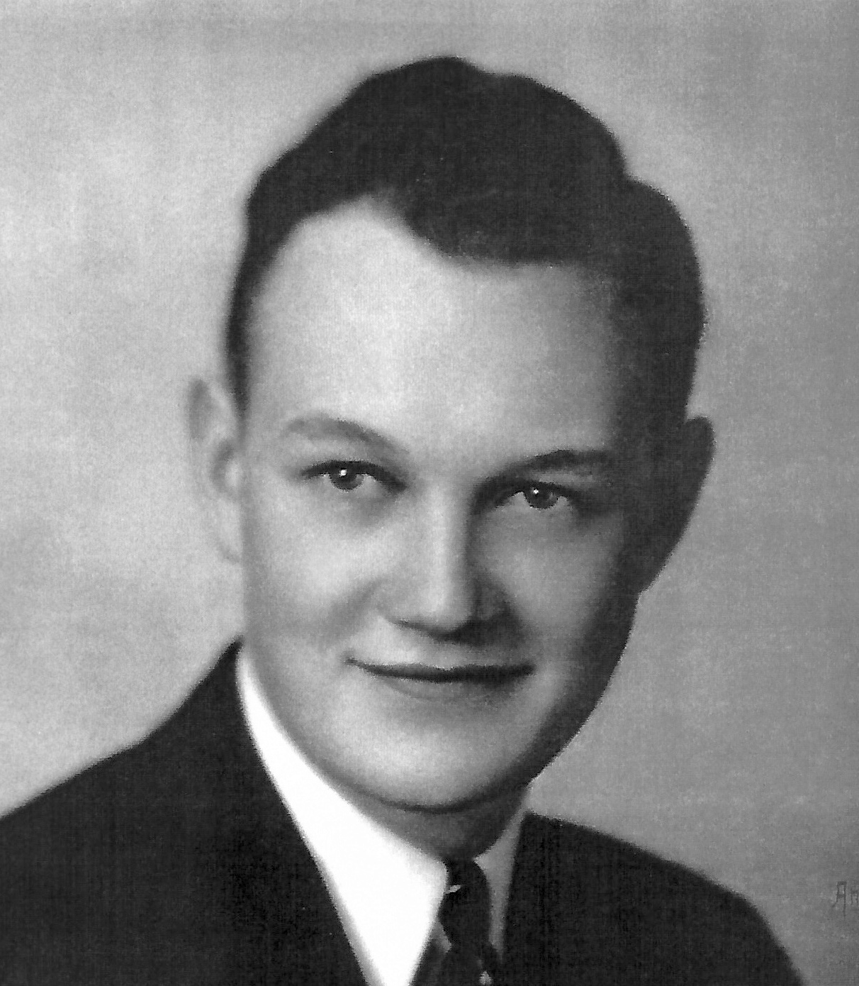 John Boyd Cahoon Jr. (1915 - 1992) Profile