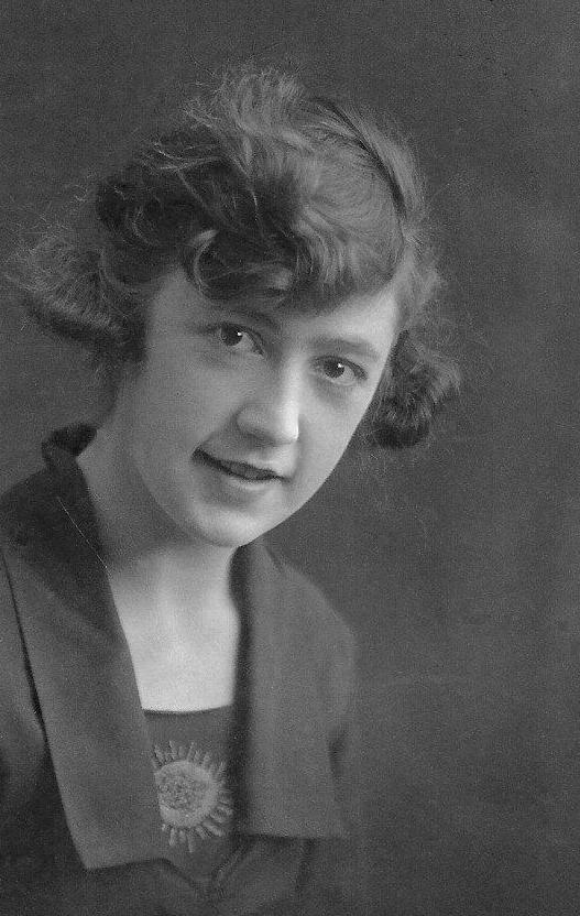 Lillian Riah Curtis (1901 - 1946) Profile