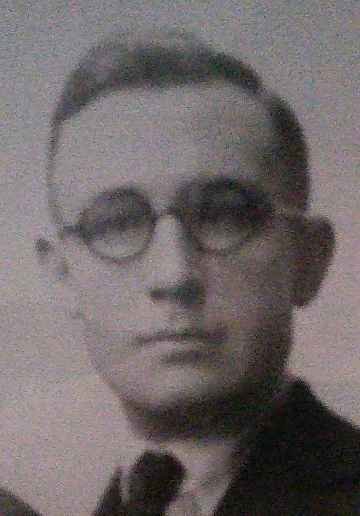 Lloyd Lorenzo Cullimore (1895 - 1986) Profile