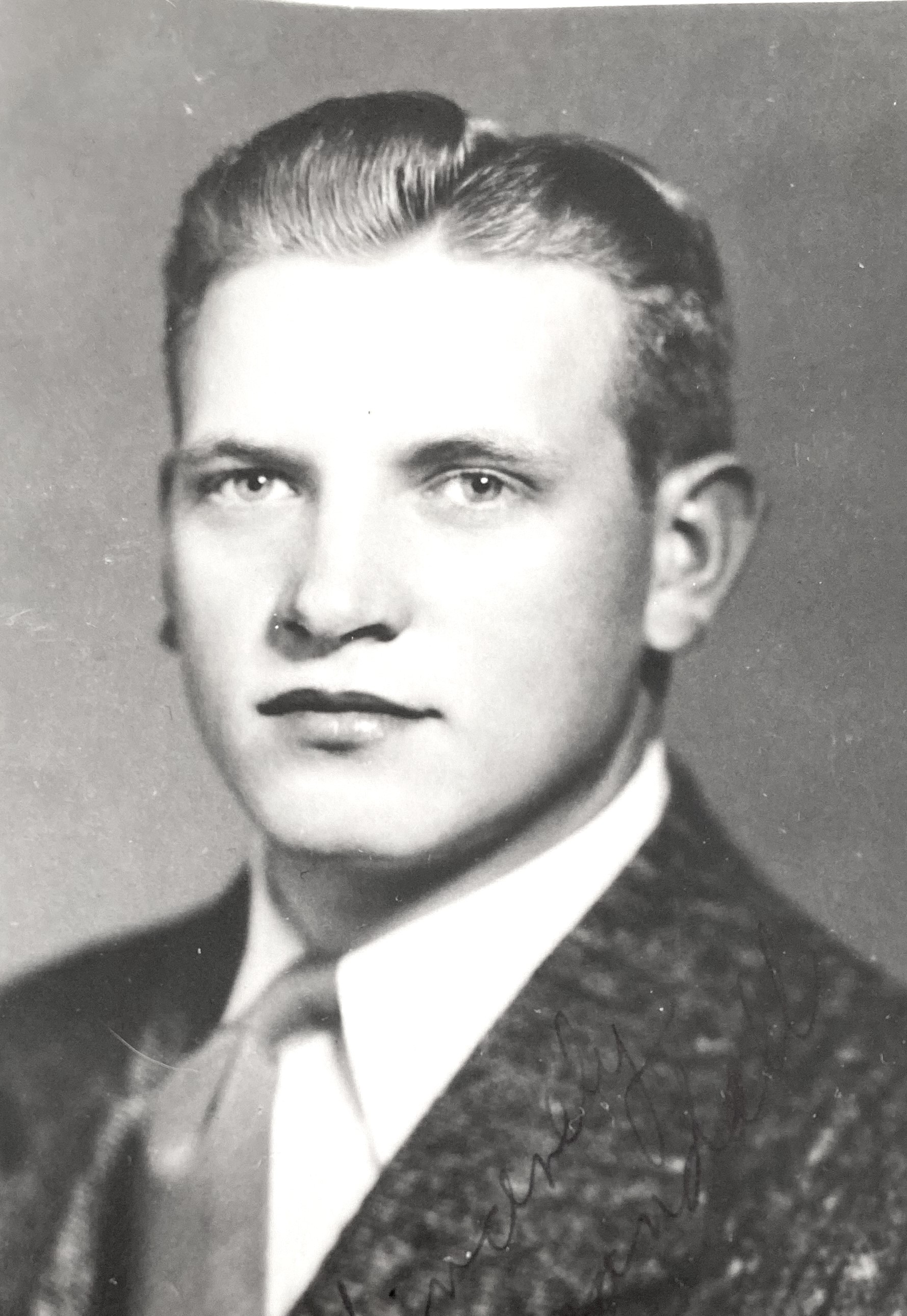 Ruel Edgar Crandall (1920 - 1966) Profile