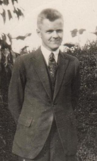 William Cecil Carr (1905 - 1996) Profile
