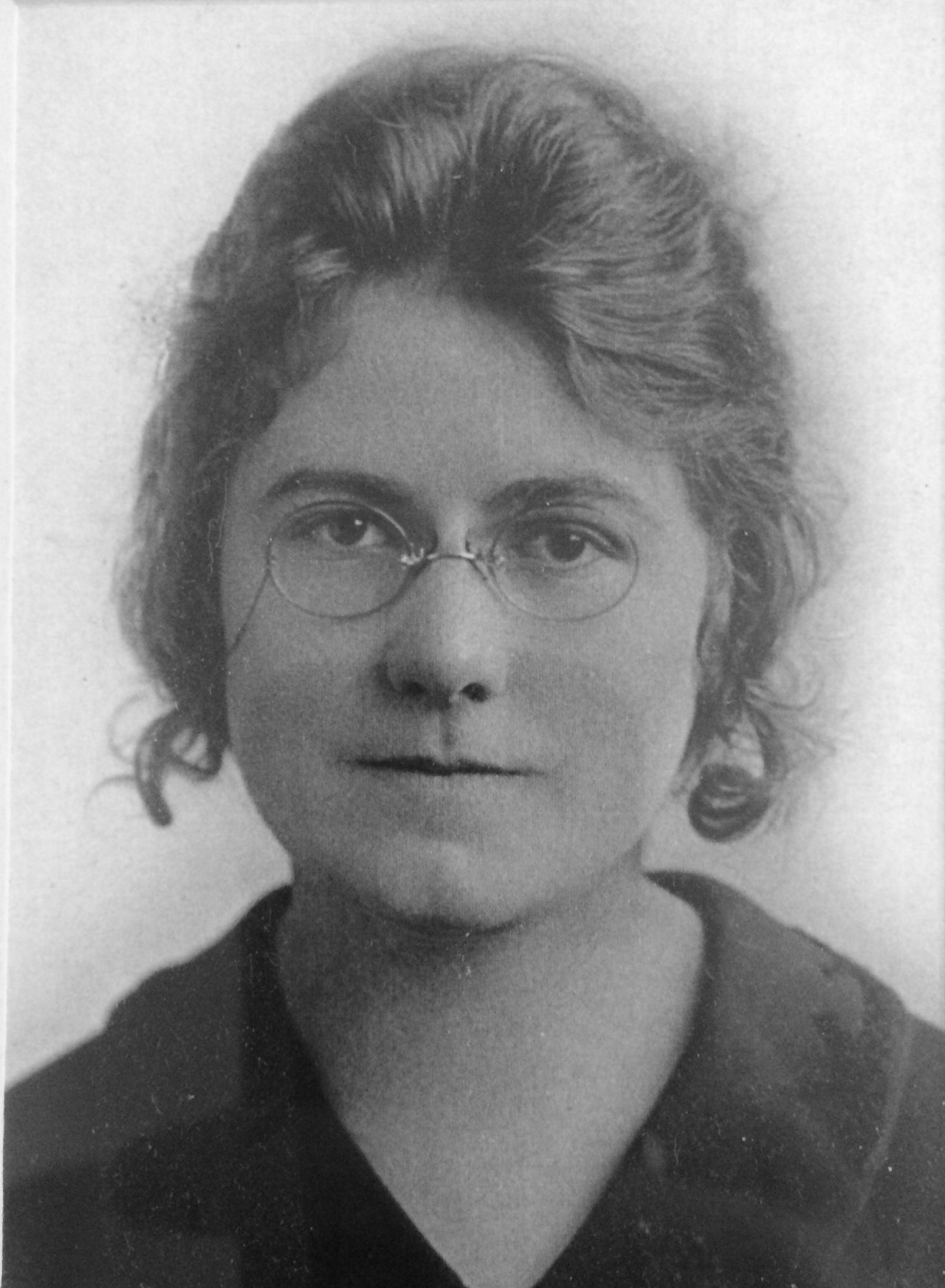 Zelma Susanna Clapp (1898 - 1996) Profile