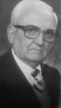Alvin A Davis (1902 - 1987) Profile