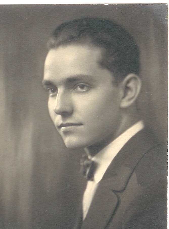 Julian Le Grand Dansie (1904 - 1995) Profile