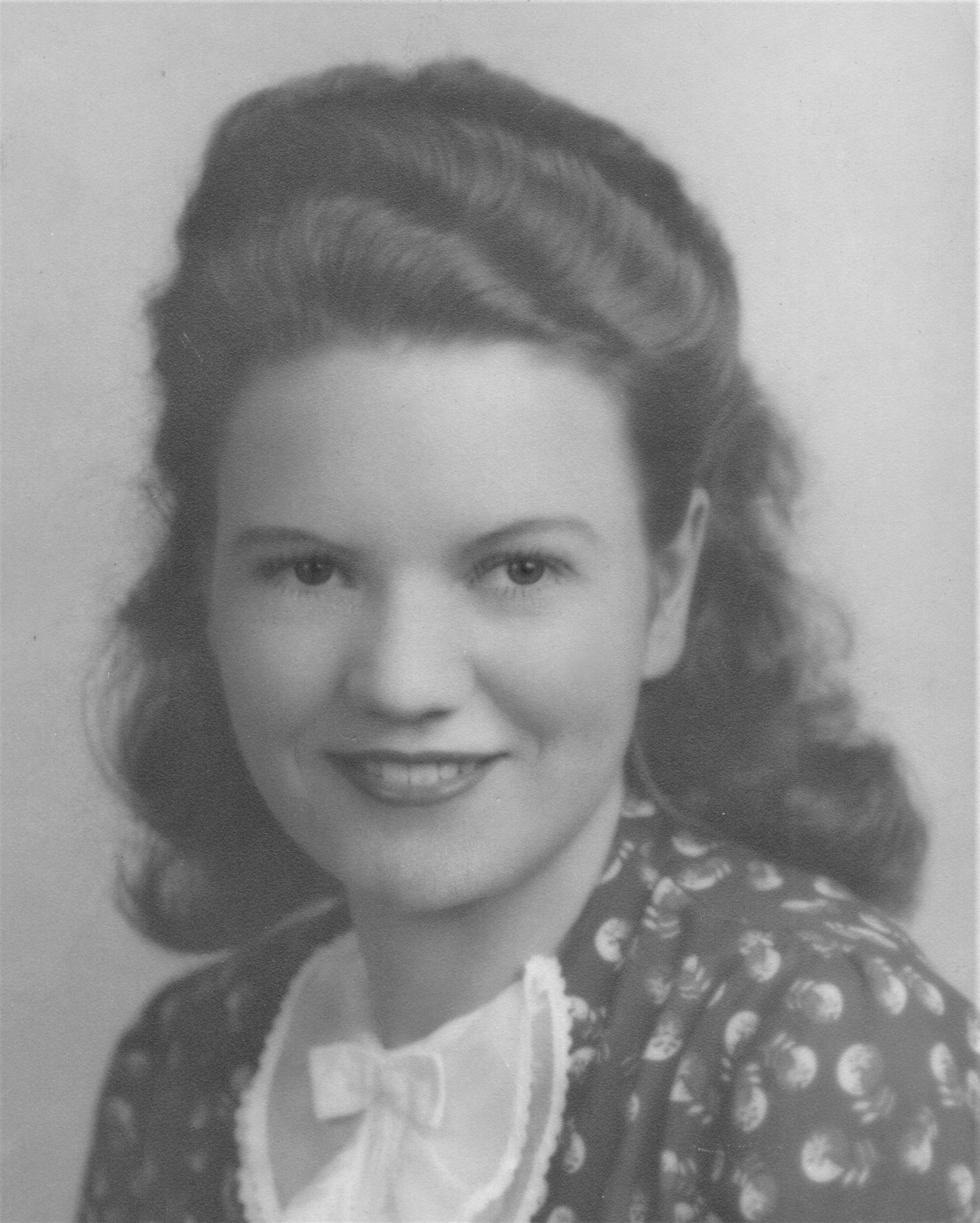 Zella Elizabeth Davis (1919 - 2009) Profile