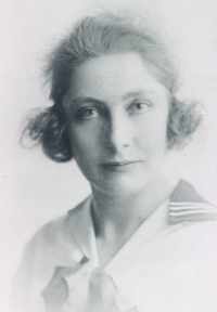 Carrie Kirstene Leth (1898 - 1980) Profile