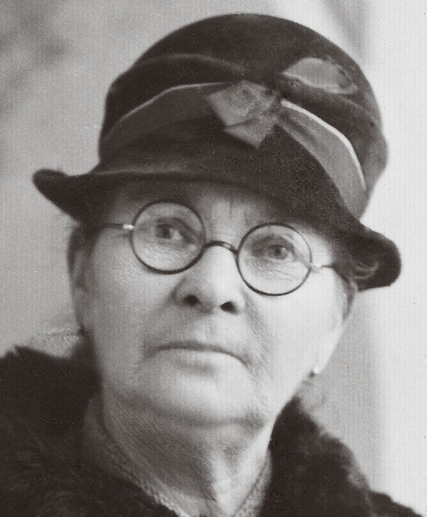 Johanna Elzinga (1874 - 1972) Profile
