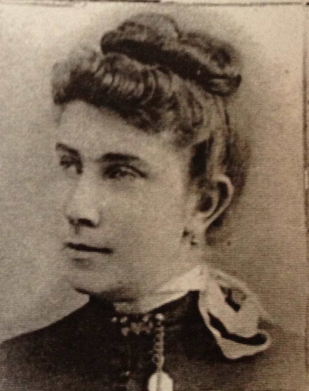 Miriam Chase Adams Eakle (1866 - 1945) Profile