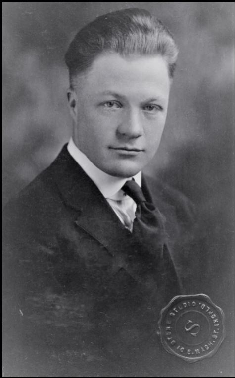 William Bryan Field (1896 - 1967) Profile