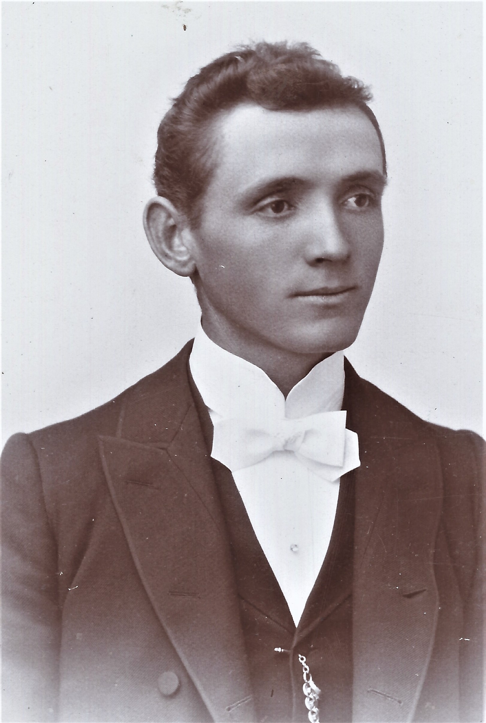 George Howard Fisher (1872 - 1946) Profile