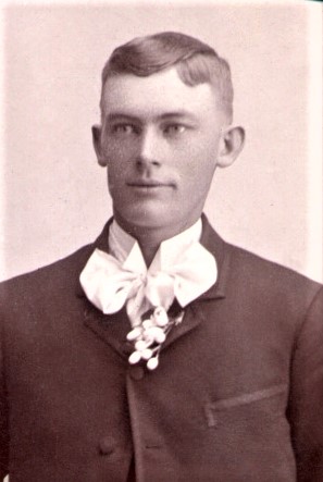 Hyrum Felt (1869 - 1954) Profile