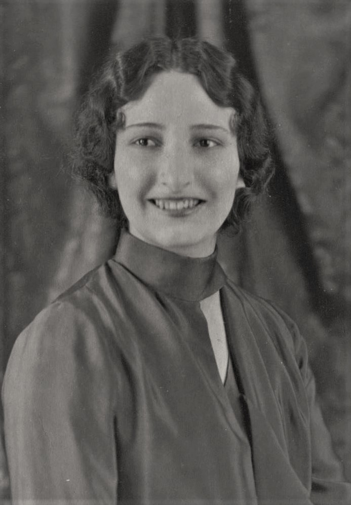 Leona Bertha Fetzer (1909 - 2007) Profile