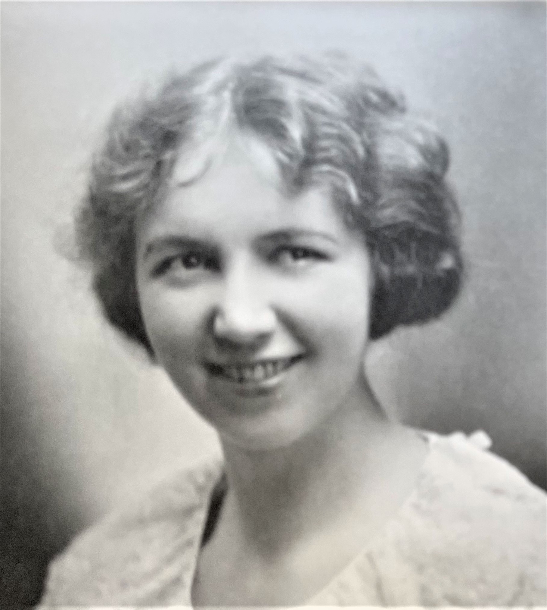 Sybil Stella Frogner (1895 - 1980) Profile