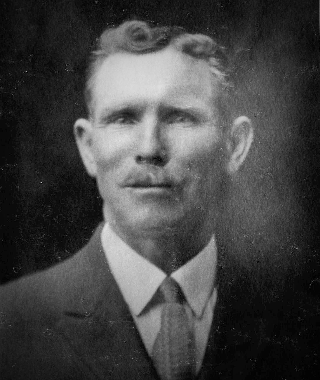 William W Francis (1864 - 1941) Profile