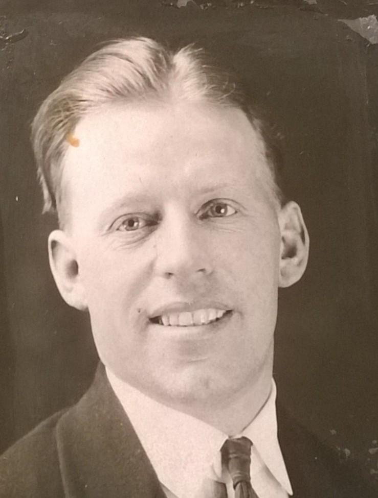 Alroy Gillman (1901 - 1977) Profile