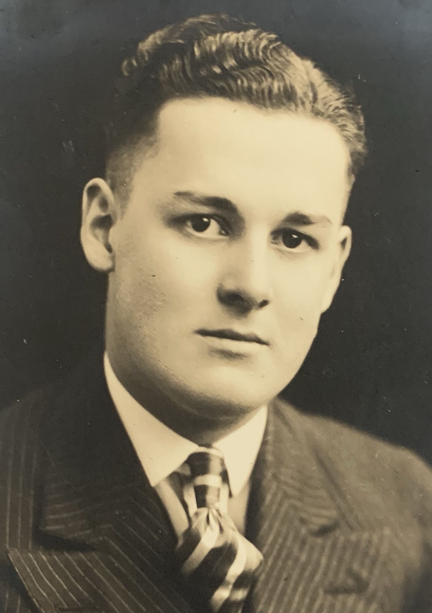 Arvin Wright Grant (1905 - 1988) Profile