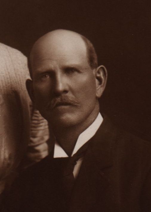 Isaac Henry Grace (1857 - 1951) Profile