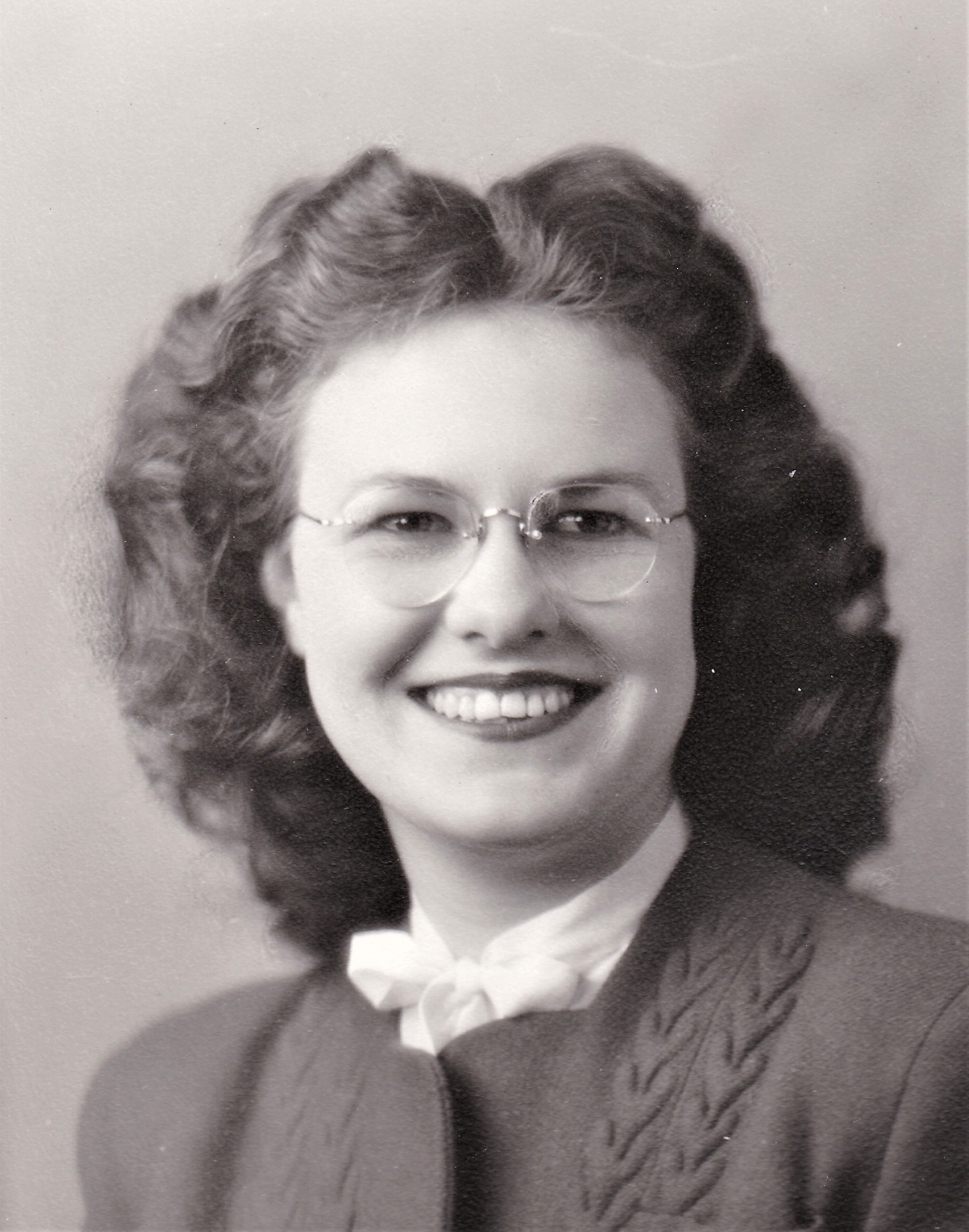 Mary Larue Gilson (1925 - 2017) Profile