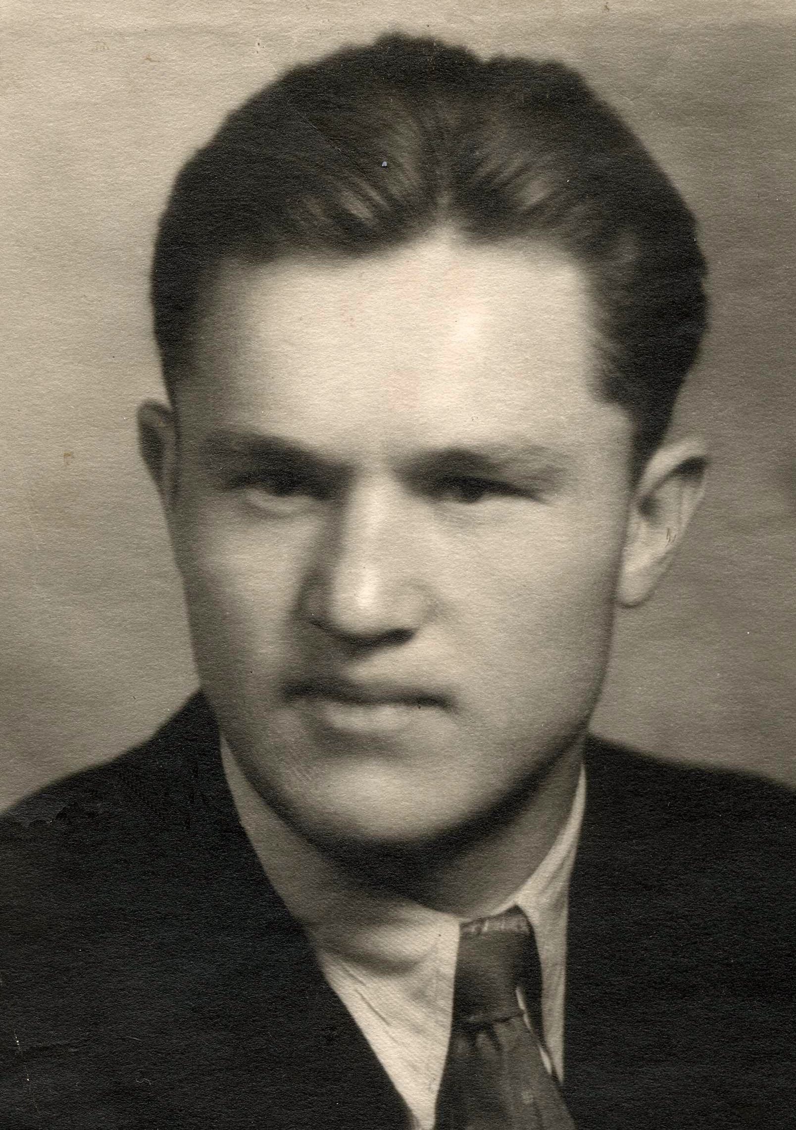 Orson Wilford Gundersen (1911 - 2005) Profile