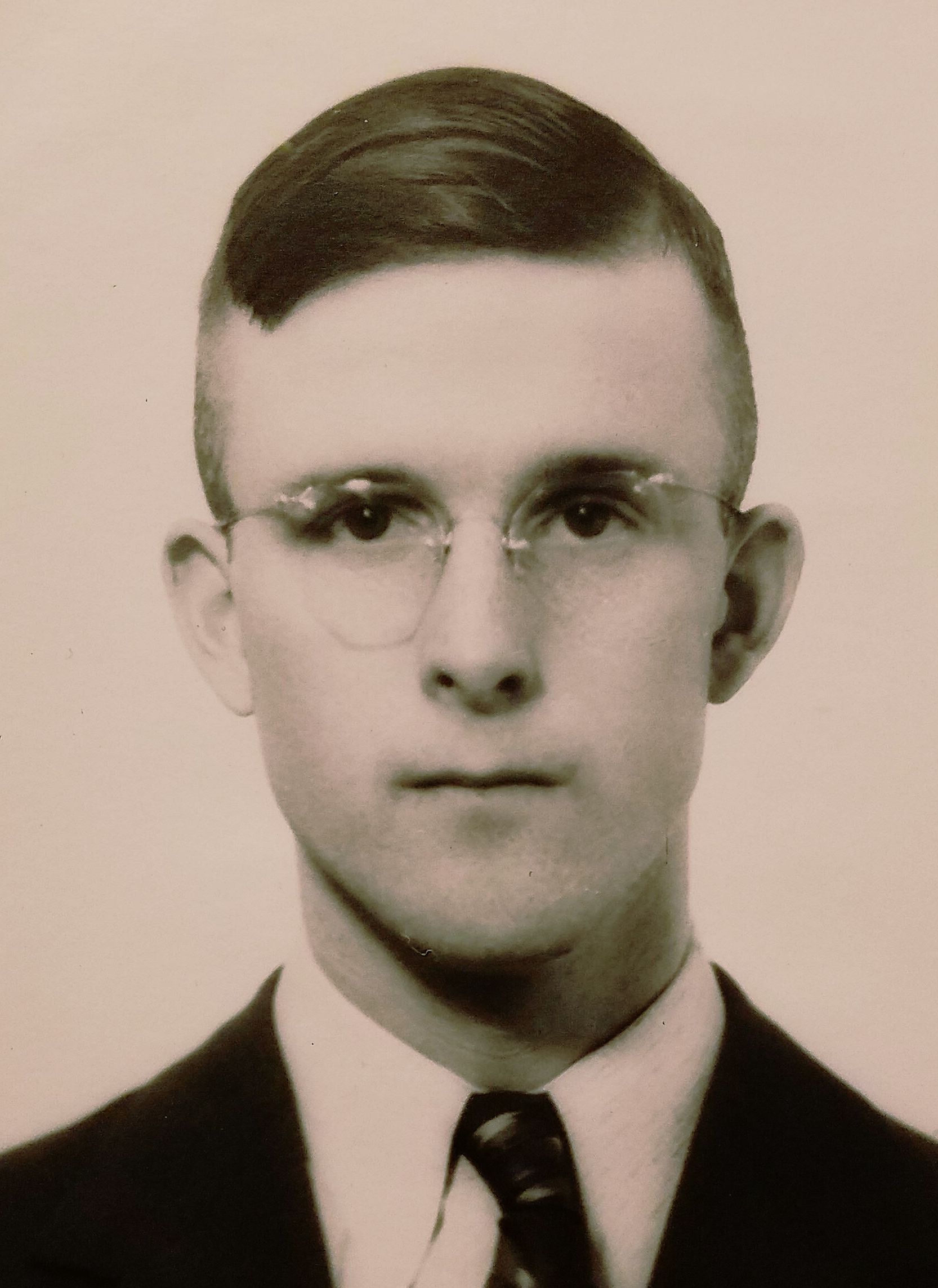 Richard Earl Garbett (1916 - 1987) Profile