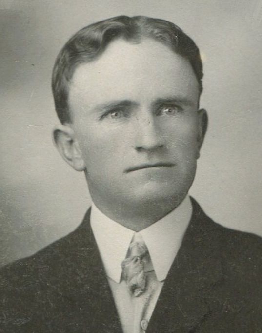William J Gurr (1878 - 1955) Profile