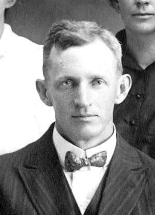 Charles W Hill Jr. (1881 - 1966) Profile