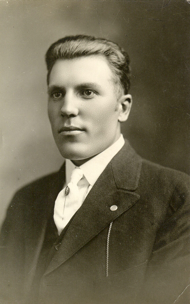 Leroy Wilford Harris (1895 - 1973) Profile