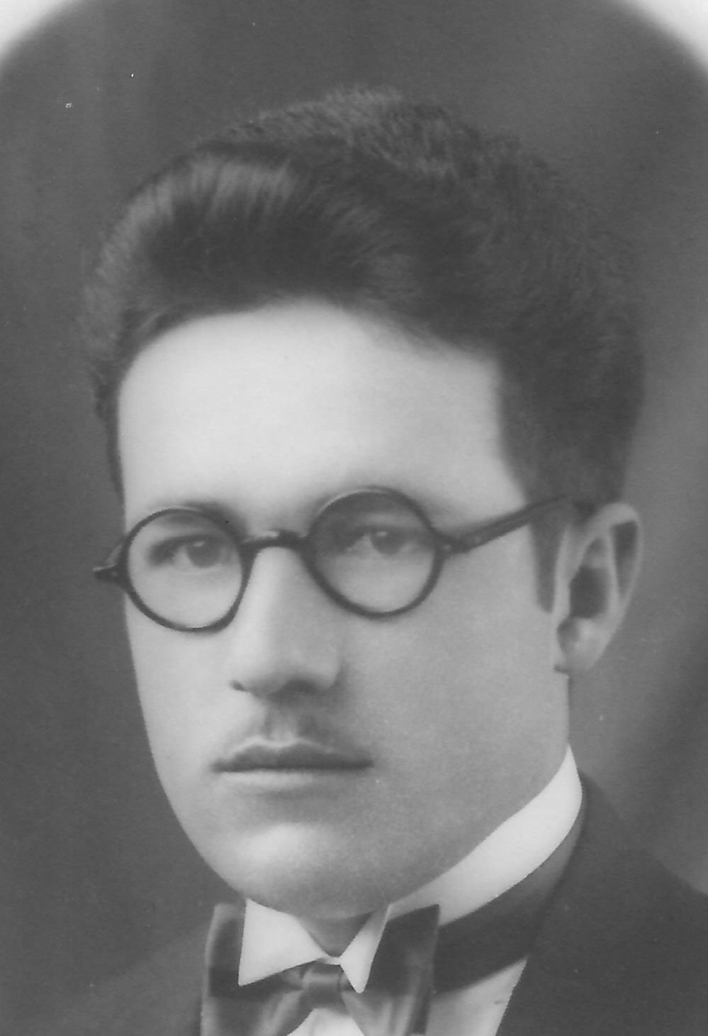 Wilford Edward Hokanson (1909 - 2007) Profile