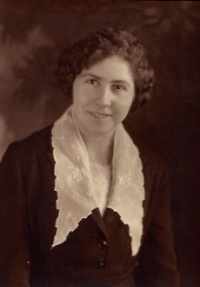 Clara Elizabeth Huber (1897 - 1988) Profile
