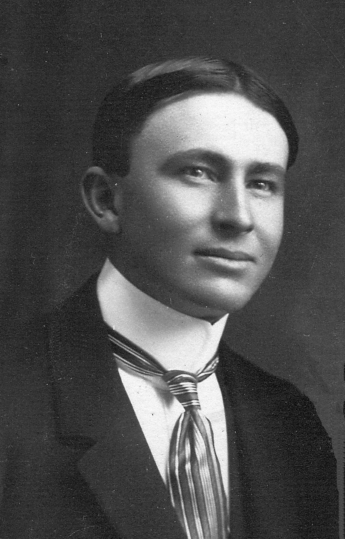 Eugene Siverene Hansen (1880 - 1962) Profile