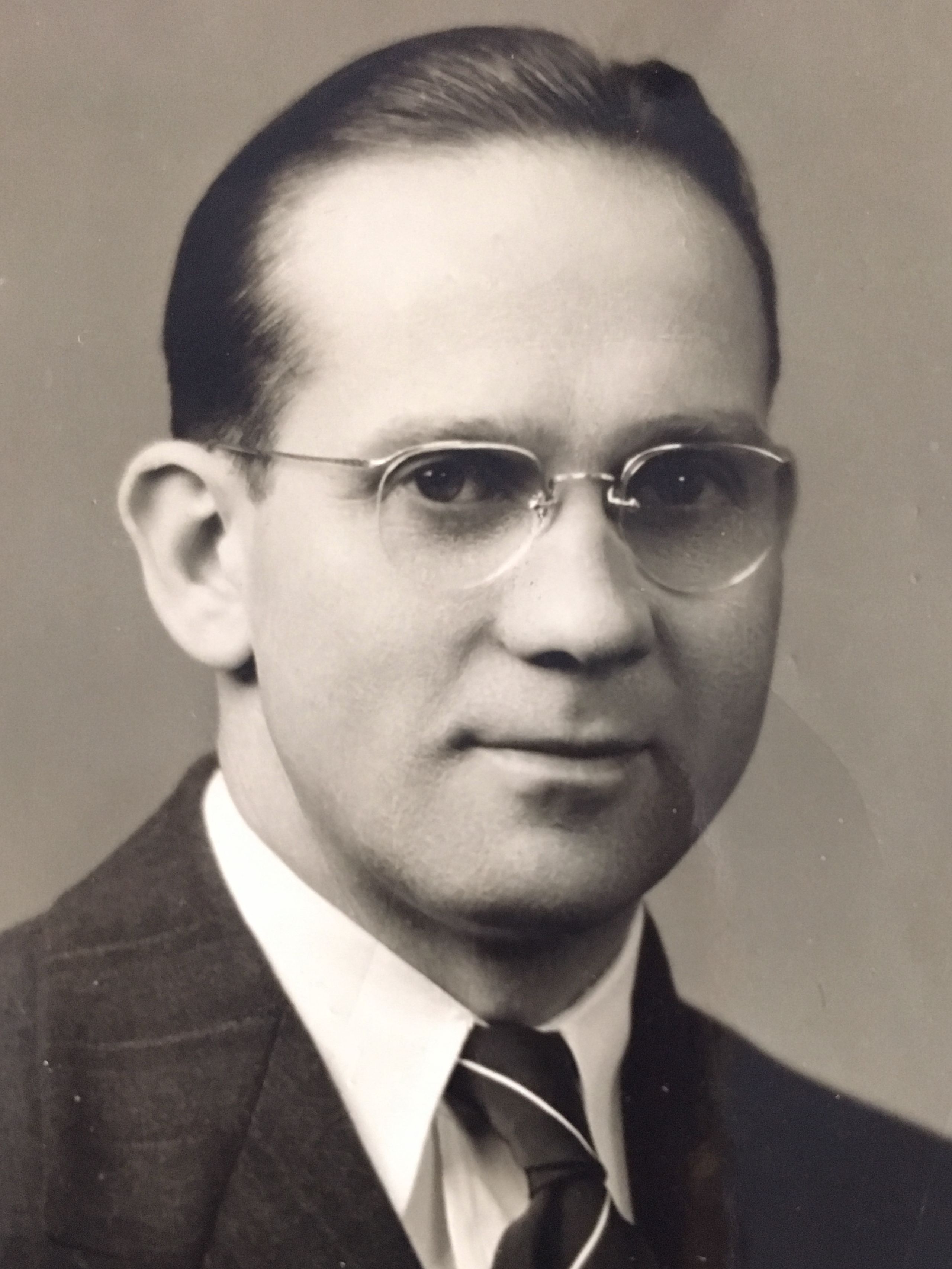 George Albert Hazelgren (1900 - 1996) Profile