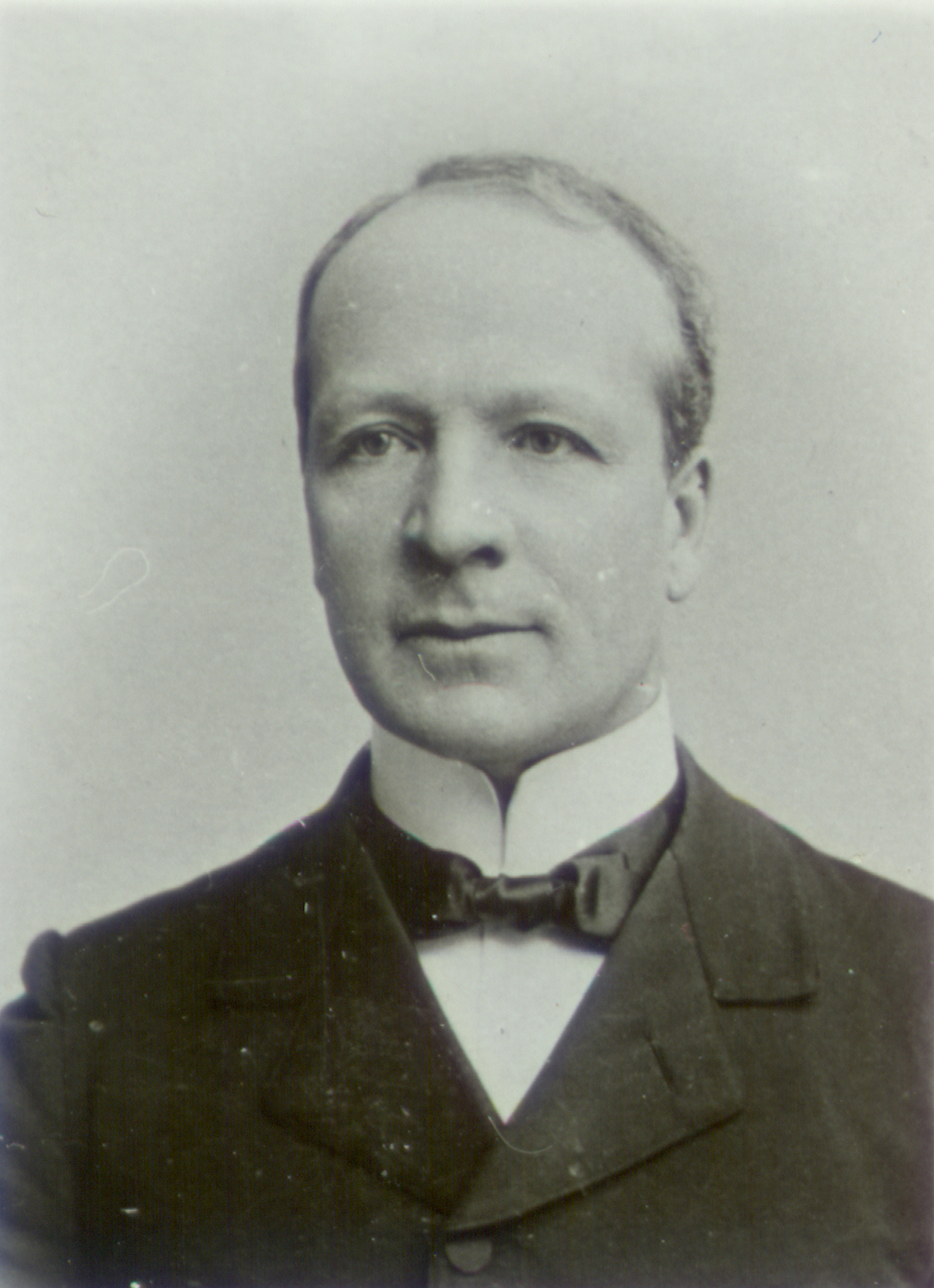 James William David Hurren (1859 - 1948) Profile