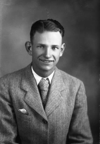 Joseph Ferron Hacking (1906 - 1989) Profile