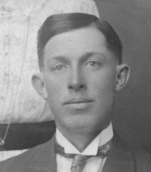 Lucian Vivian Hinckley (1884 - 1920) Profile
