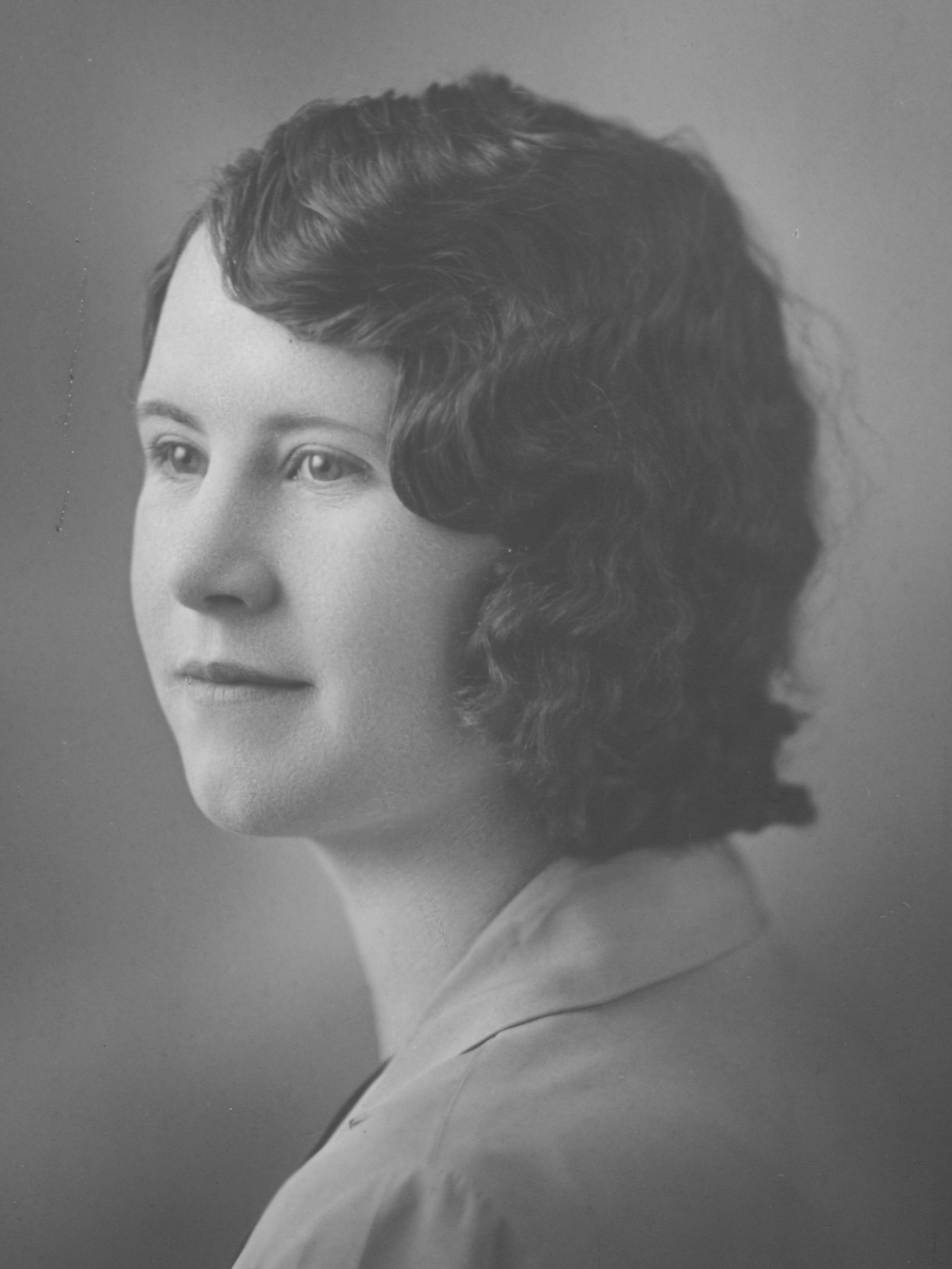 Lucie Hall (1904 - 2000) Profile