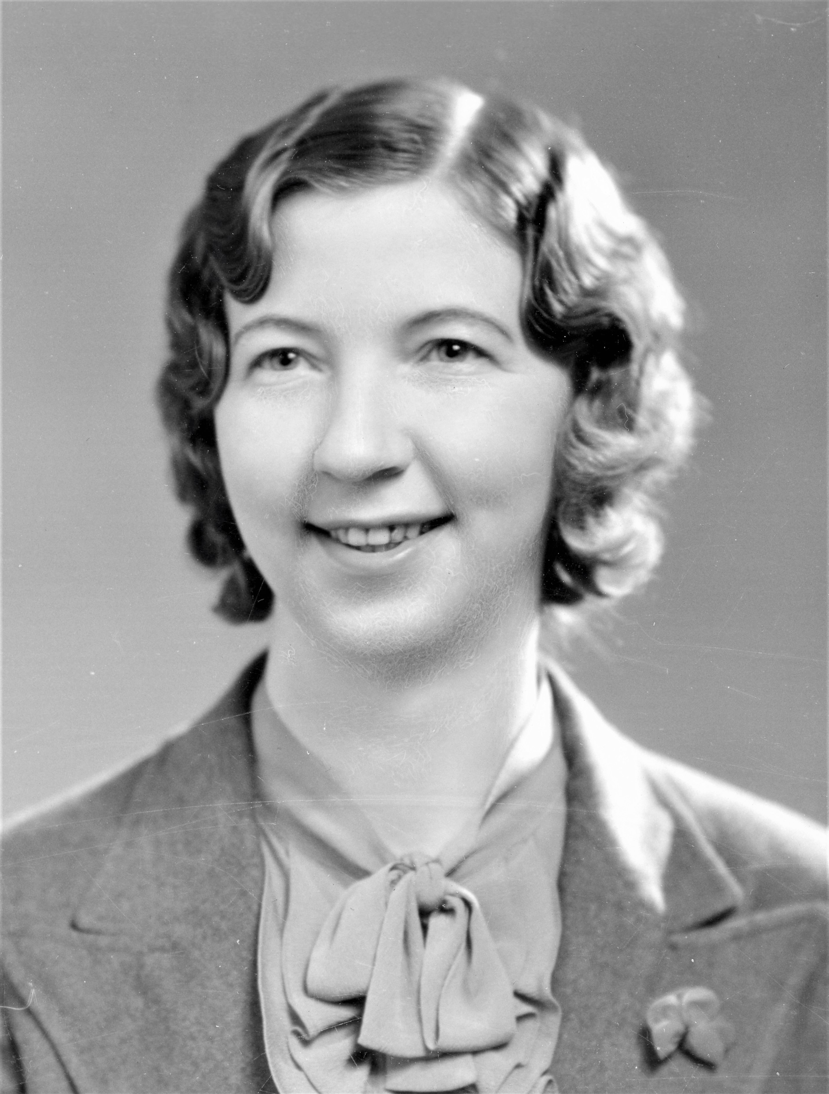 Maysie Hall (1908 - 1978) Profile
