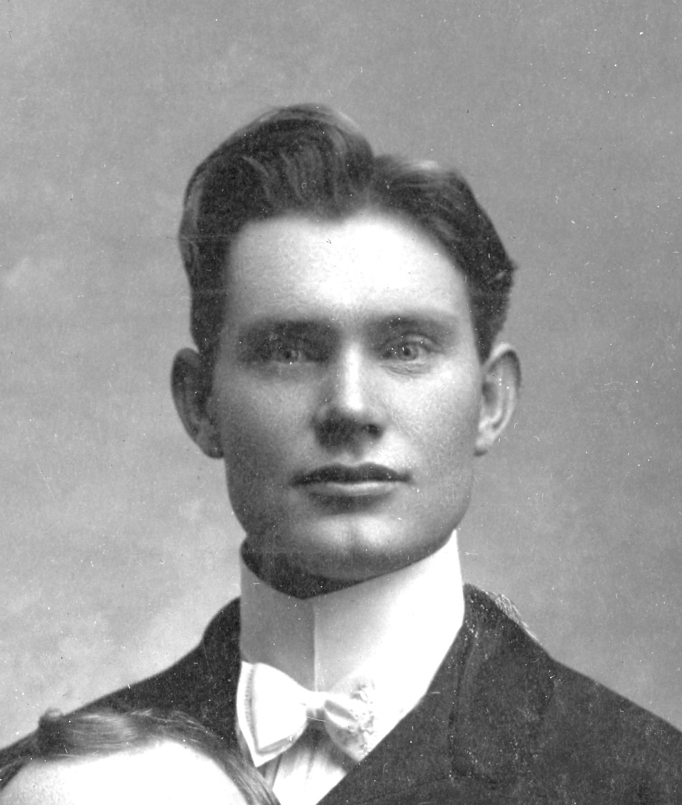 Walter Hogan (1879 - 1969) Profile