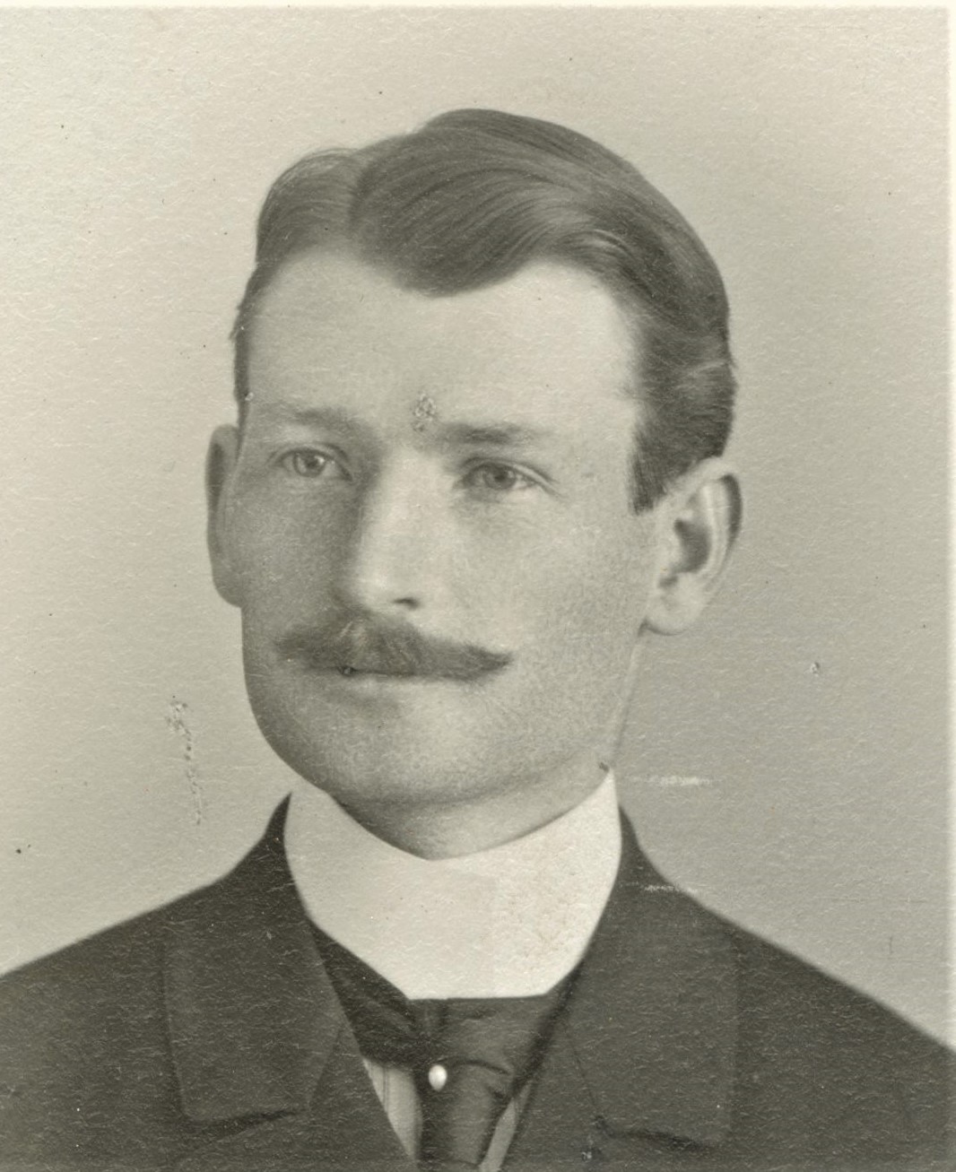 Alexander Ray Irvine (1879-1967) Profile