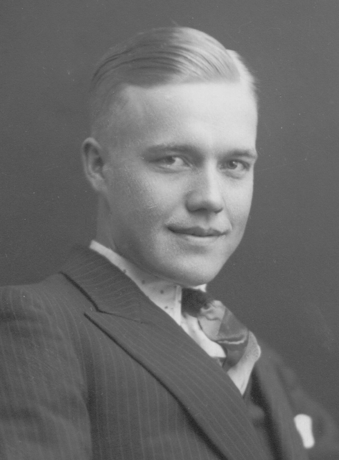 Howard L Jensen (1910 - 2005) Profile