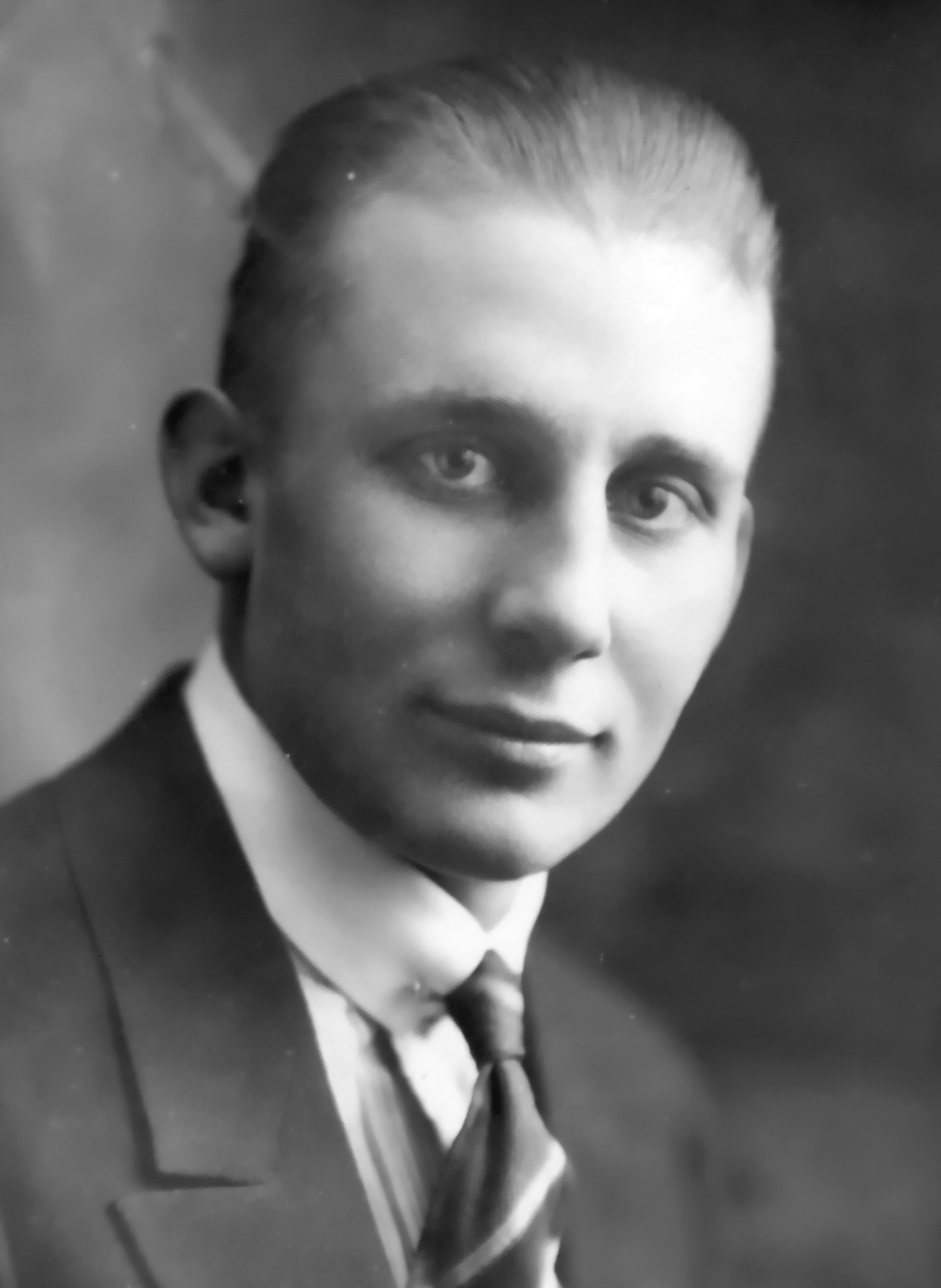 John Vivian Johansen (1904 - 1947) Profile