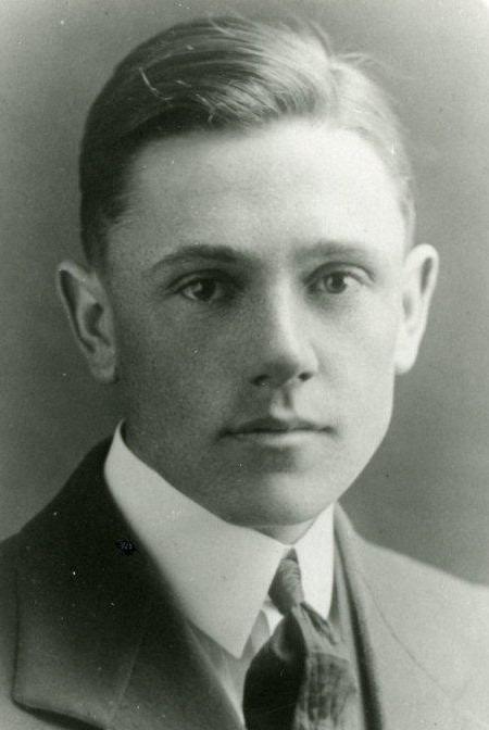 William Lunt Jones (1897 - 1976) Profile