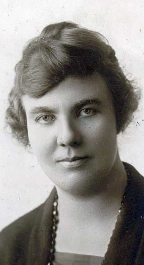Loretta Blanche Kunz (1894 - 1974) Profile