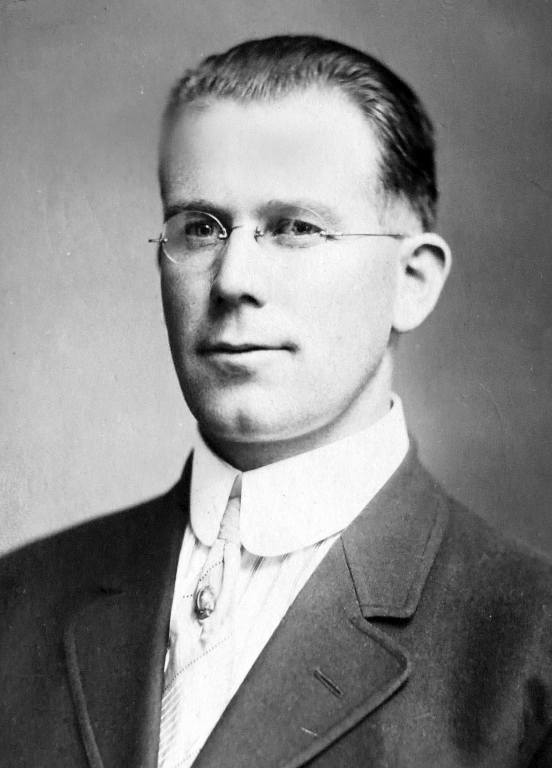 Nels William Knudsen (1881 - 1967) Profile
