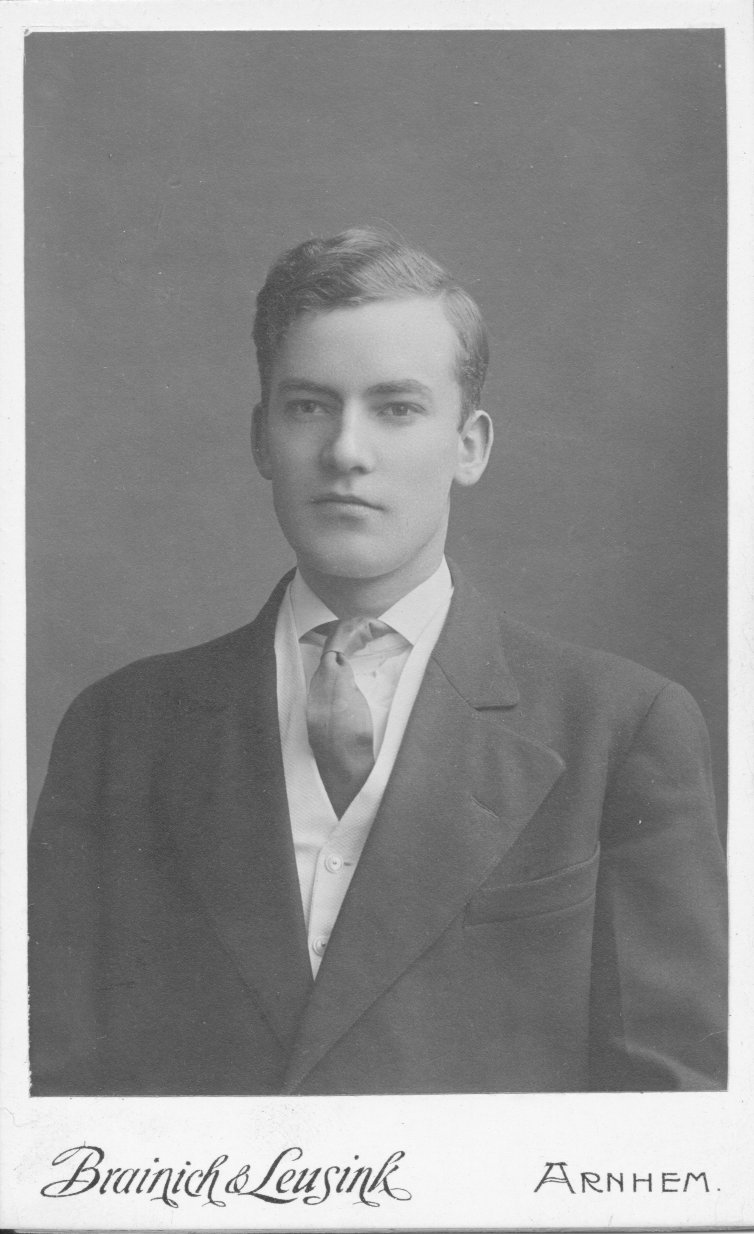 David Cairns Lyon (1887 - 1971) Profile