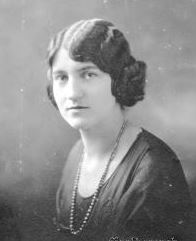 Eva Lewis (1897 - 1981) Profile