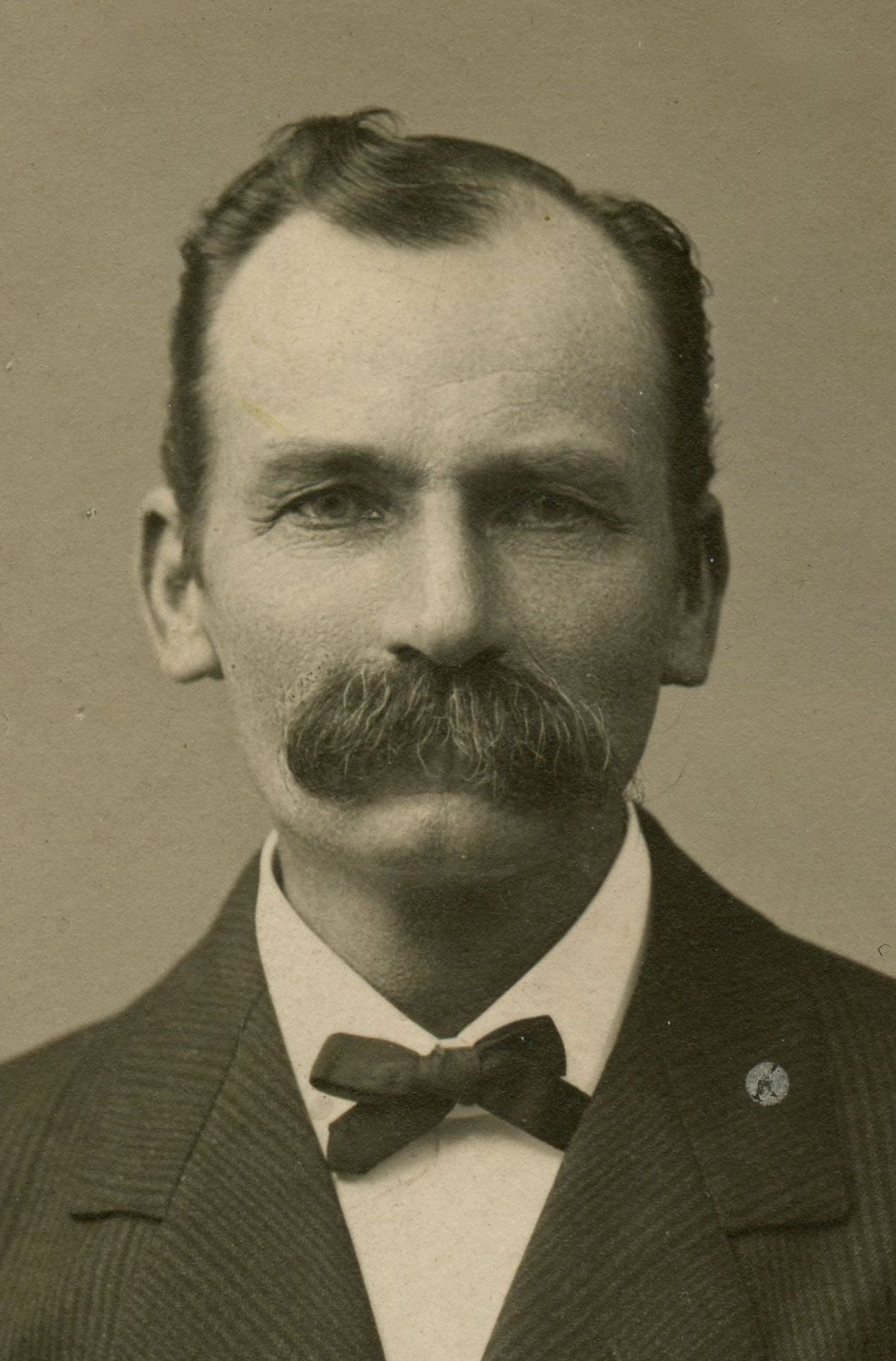 James Peder Larsen (1860 - 1914) Profile