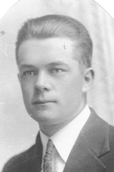 John Lavon Larson (1896 - 1977) Profile